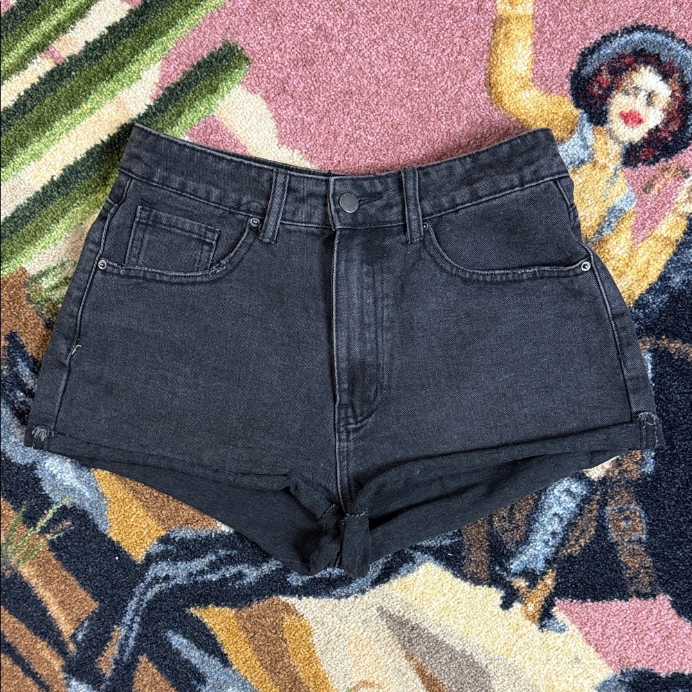 DENIM MINI SHORTS